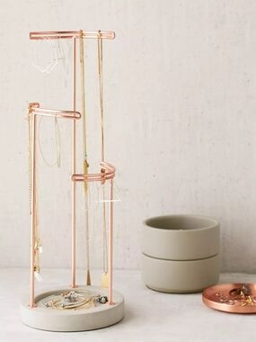 UMBRA Tesora Rose Gold Jewelry Organizer Stand with Concrete Base
